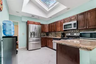 68 Riverdale Rd, Valley Stream, NY 11581 - Photo 4