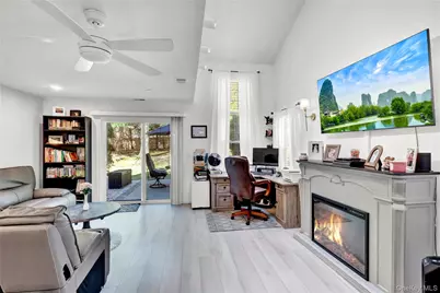 39 Quail Court, Manorville, NY 11949 - Photo 4