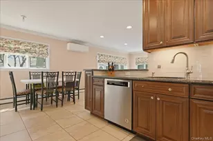 739 Dogwood Ave, West Hempstead, NY 11552 - Photo 12