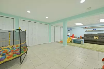 739 Dogwood Avenue, West Hempstead, NY 11552 - Photo 28