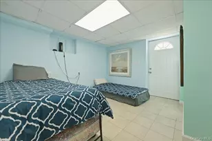 739 Dogwood Ave, West Hempstead, NY 11552 - Photo 30