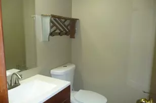 39 Cedar Ct, Middletown, NY 10940 - Photo 6