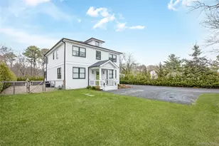 128 Priscilla Ave, Flanders, NY 11901 - Photo 2