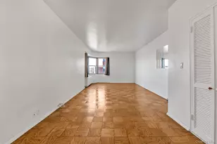70-25 Yellowstone Blvd, Forest Hills, NY 11375 - Photo 4