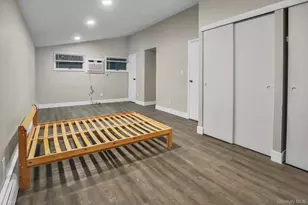 44 University Heights Dr, Stony Brook, NY 11790 - Photo 8