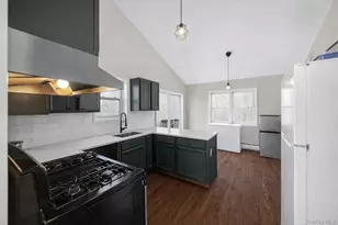 12 Aron Ct, Spring Valley, NY 10977 - Photo 14