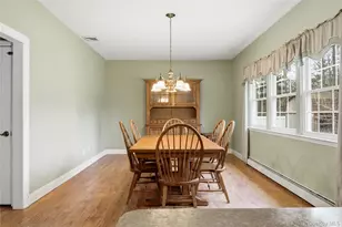 33 Timber Ridge Dr, Coram, NY 11727 - Photo 12