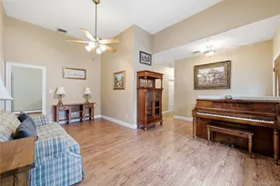 33 Timber Ridge Dr, Coram, NY 11727 - Photo 4