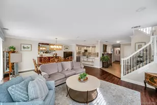 198 Erik Dr, East Setauket, NY 11733 - Photo 10