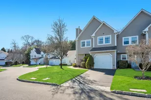 198 Erik Dr, East Setauket, NY 11733 - Photo 2