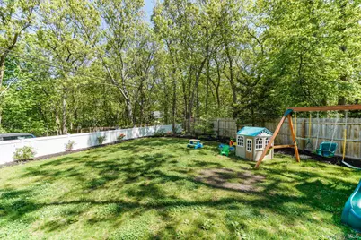 3 Triangle Drive, Setauket, NY 11733 - Photo 24