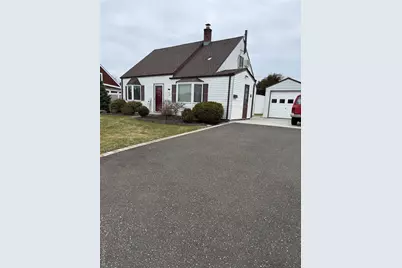 34 Quarry Lane, Levittown, NY 11756 - Photo 2