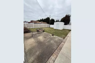 34 Quarry Lane, Levittown, NY 11756 - Photo 4