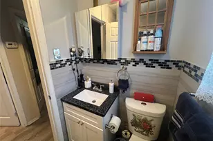 107-27 172nd St, Jamaica, NY 11433 - Photo 22