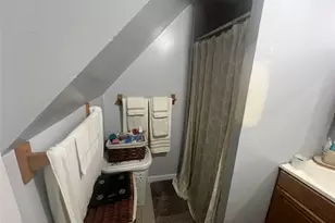 107-27 172nd St, Jamaica, NY 11433 - Photo 36