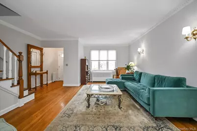 136-54 71st Road, Kew Gardens, NY 11367 - Photo 4