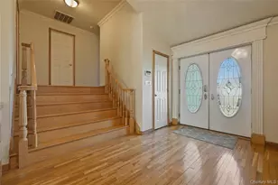 14 Millpond St, Jericho, NY 11753 - Photo 16