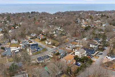 14 Narcissus Road, Rocky Point, NY 11778 - Photo 4