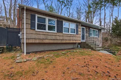 14 Narcissus Road, Rocky Point, NY 11778 - Photo 2