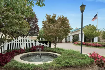99 Carriage Lane, Plainview, NY 11803 - Photo 28