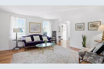 6 Derby Road, Port Washington, NY 11050 - Photo 12