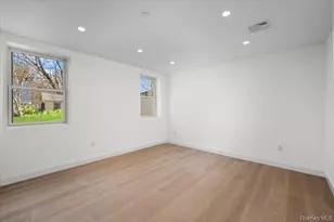 209 Prospect Ave, White Plains, NY 10607 - Photo 22