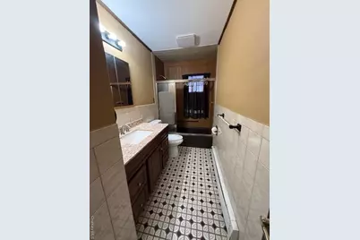 11 Edwards Place, Valley Stream, NY 11580 - Photo 4