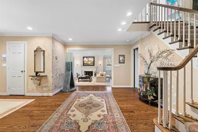 45 Southeast Road, Sands Point, NY 11050 - Photo 4