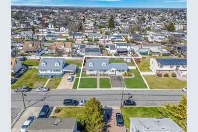 260 28th Street, Copiague, NY 11726 - Photo 40