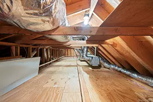 260 28th St, Copiague, NY 11726 - Photo 22