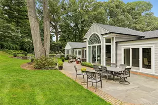 40 Dogwood Ln, Sands Point, NY 11050 - Photo 32