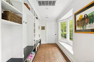 40 Dogwood Ln, Sands Point, NY 11050 - Photo 14