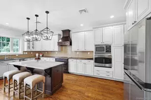 31 Greenwich Ave, Central Valley, NY 10917 - Photo 18
