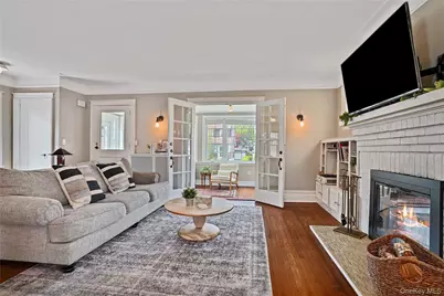 11 Westwood Avenue, New Rochelle, NY 10801 - Photo 6