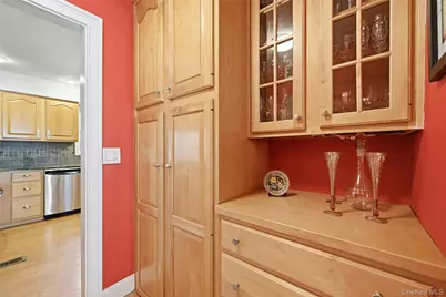 17 Quaker Hill Road, Stony Brook, NY 11790 - Photo 16