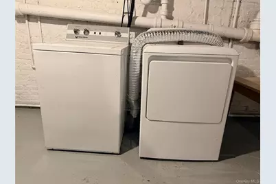 184 Cleveland Avenue, Mineola, NY 11501 - Photo 20