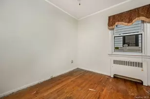 3866 Hudson Ave, Seaford, NY 11783 - Photo 18