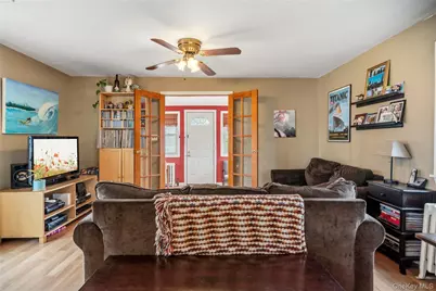 152 Lawson Avenue, East Rockaway, NY 11518 - Photo 10