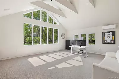 92 Old House Lane, Sands Point, NY 11050 - Photo 10