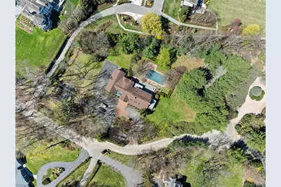 92 Old House Lane, Sands Point, NY 11050 - Photo 22