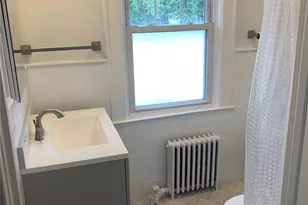 87-06 Palo Alto St, Hollis, NY 11423 - Photo 10