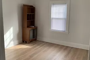 87-06 Palo Alto St, Hollis, NY 11423 - Photo 6