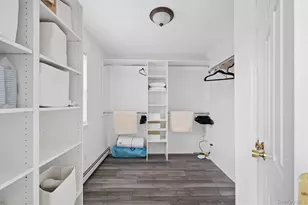 97 Grant Dr, Aquebogue, NY 11901 - Photo 18