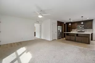 23 Spring St, Monticello, NY 12701 - Photo 8