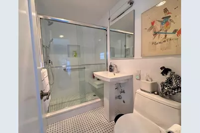 27110 Grand Central Parkway #24R, Floral Park, NY 11005 - Photo 20