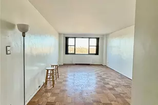 61-20 Grand Central Pkwy, Forest Hills, NY 11375 - Photo 8