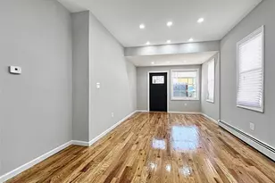 110-37 172nd St, Jamaica, NY 11433 - Photo 4