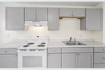 252-254 Partition Street, Saugerties, NY 12477 - Photo 2