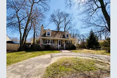 142 King Road, Rocky Point, NY 11778 - Photo 2