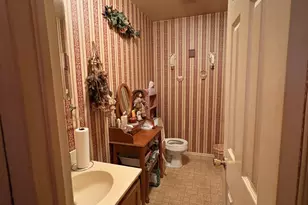 142 King Rd, Rocky Point, NY 11778 - Photo 12